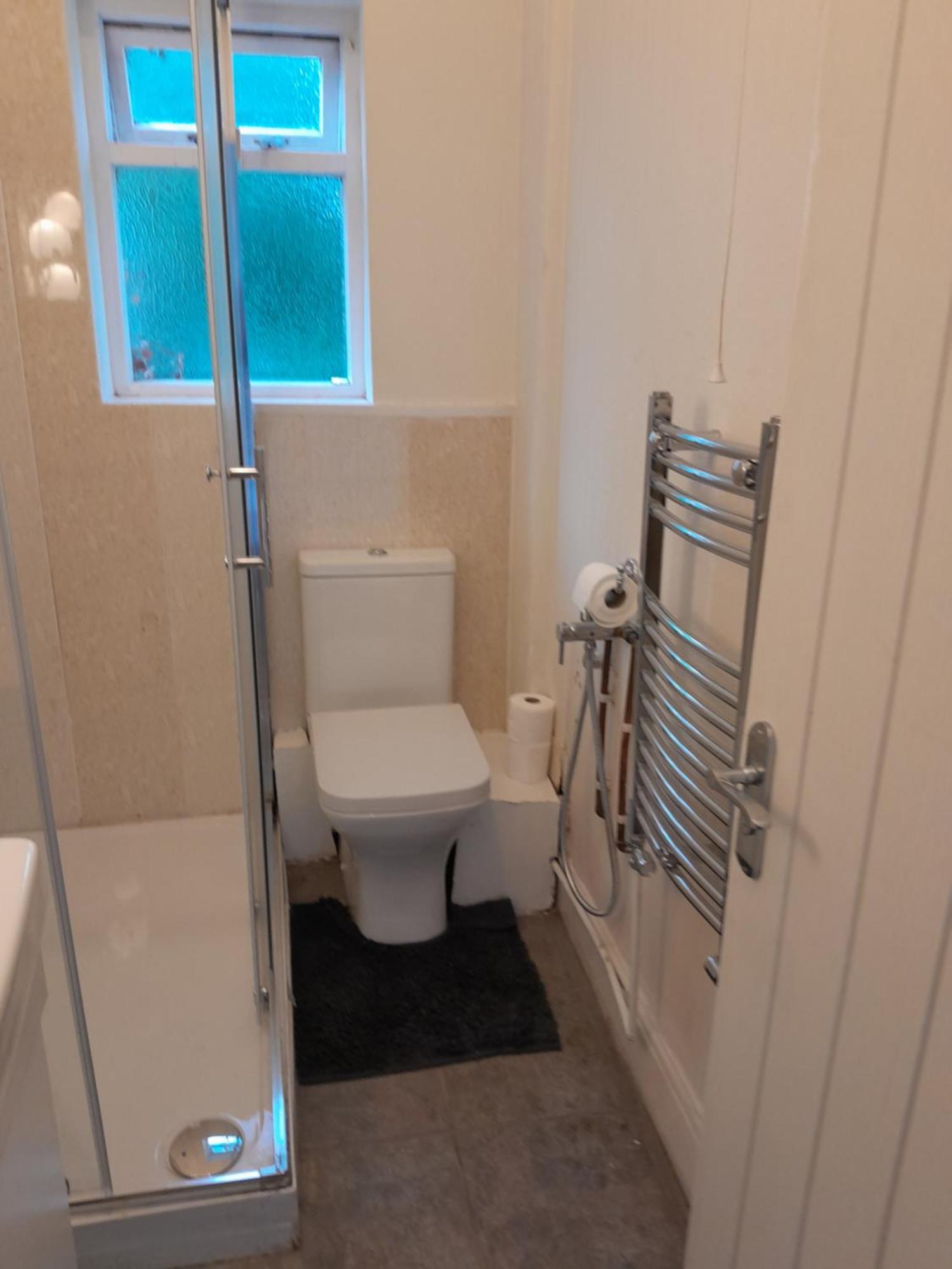 Large Room Near Singleton Hospital Ensuite R6 Свонсі Екстер'єр фото
